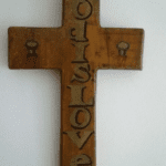 „Să ai grijă să nu se mai rupă, că nu cred că se va mai putea lipi vreodată!”