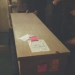 Muşchiul de la picior se mişca pe os, fără a fi înţepenit, după şapte zile Sicriul special în care a fost adus Cuviosul de la Betleem la Mănăstirea Tismana