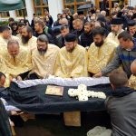 O minune în ziua înmormântării Cuviosului