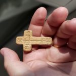 „Să ai grijă de ea, ca de un copil!”