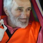 A ajutat-o pe o femeie, fără a-l mâhni pe un alt sărac