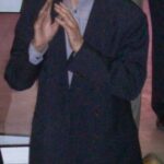 Oare nu ştie ce scumpe sunt hainele de la această firmă?