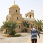 Ar fi fost vitregiţi românii de un sfânt