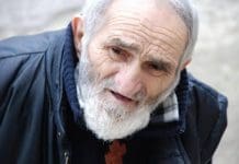 Cuvioase, ajut-o, te rog, pe Violeta!