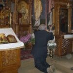 Ne ajută pentru că ne iubeşte Cuviosul Gherontie de la Tismana